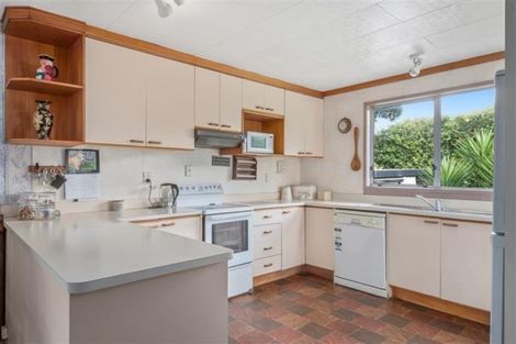 Photo of property in 7 Liam Place, Half Moon Bay, Auckland, 2012