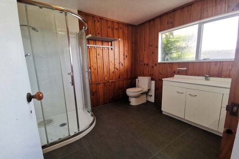 Photo of property in 21 Raelene Place, Massey, Auckland, 0614