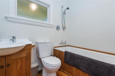 Photo of property in 27 Oxford Street, Richmond, 7020