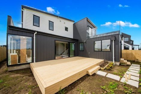 Photo of property in 43 Evergreen Parade, Rosehill, Papakura, 2113