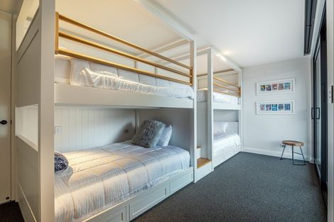 Photo of property in 2 Hemi Place, Tairua, 3508