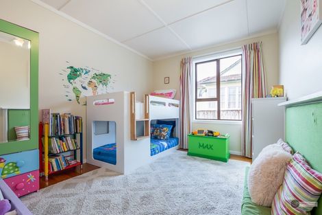 Photo of property in 3 Grierson Street, Naenae, Lower Hutt, 5011