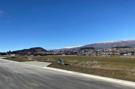 Photo of property in 11 Tuohy Lane, Wanaka, 9305