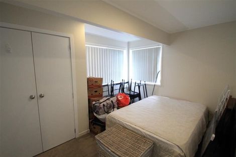 Photo of property in 4 Santiago Crescent, Unsworth Heights, Auckland, 0632