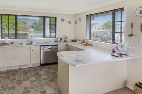 Photo of property in 5a Rongonui Street, Elderslea, Upper Hutt, 5018