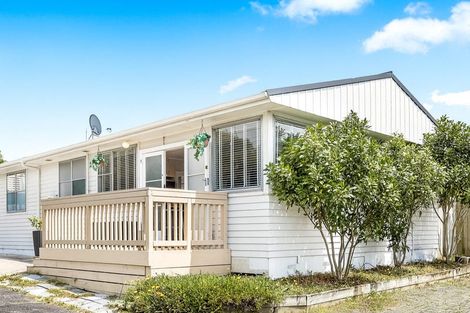 Photo of property in 1/12 Marewa Street, Te Atatu South, Auckland, 0610