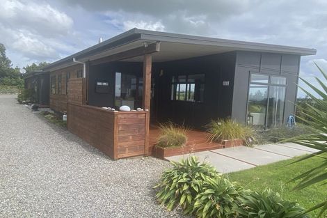 Photo of property in 444 Dover Road, Okato, New Plymouth, 4374