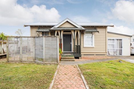 Photo of property in 18 Fairs Road, Milson, Palmerston North, 4414