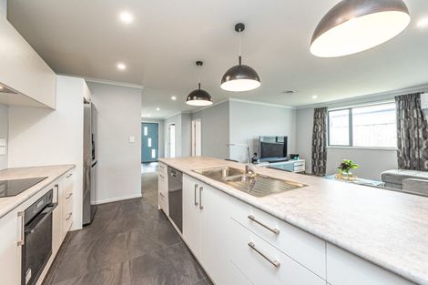 Photo of property in 23 Golf Vue Place, Castlecliff, Whanganui, 4501