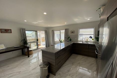 Photo of property in 104-104b Buckland Road, Mangere East, Auckland, 2024