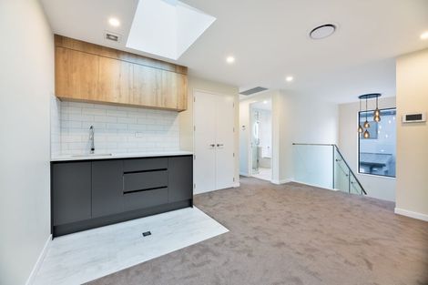 Photo of property in 5 Babos Avenue, Kumeu, 0810