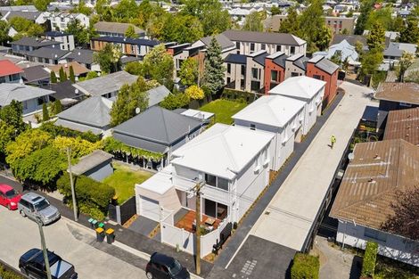 Photo of property in 1/92 Holly Road, St Albans, Christchurch, 8014