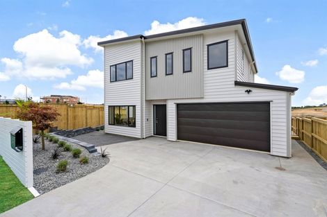 Photo of property in 36 Sunnyheights Road, Orewa, 0931