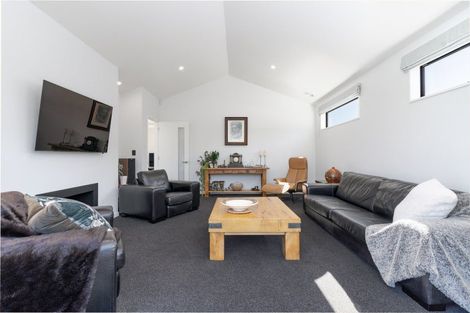 Photo of property in 5 Kawharu Street, Marshland, Christchurch, 8083