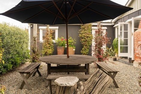 Photo of property in 6 Rauparaha Street, Waikanae Beach, Waikanae, 5036