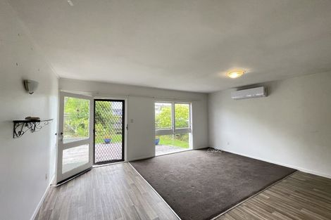 Photo of property in 1/37 Ellice Road, Totara Vale, Auckland, 0629