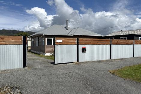Photo of property in 47 Blake Street, Blaketown, Greymouth, 7805