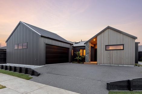 Photo of property in 56 Tironui Drive, Taradale, Napier, 4112