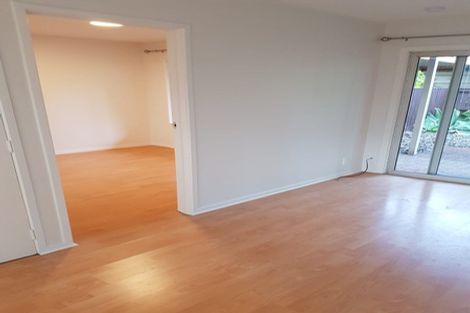 Photo of property in 1/72l Kitchener Road, Milford, Auckland, 0620