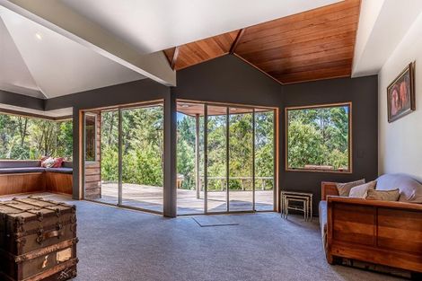 Photo of property in 70 Scott Road, Stanmore Bay, Whangaparaoa, 0932