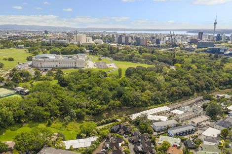 Photo of property in St Marys Close, 12/435 Parnell Road, Parnell, Auckland, 1052