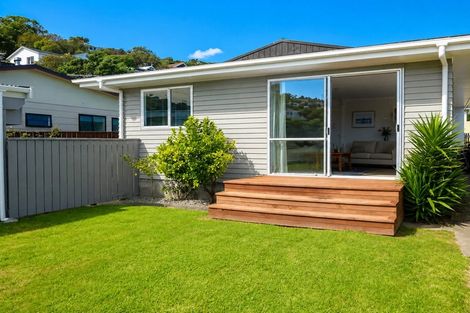 Photo of property in 6 Cluny Road, Plimmerton, Porirua, 5026