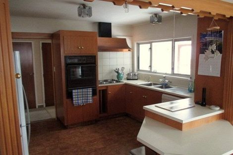 Photo of property in 220 Whirinaki Road, Eskdale, Napier, 4182