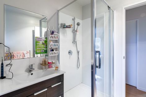 Photo of property in 7 Wattle Street, New Lynn, Auckland, 0600