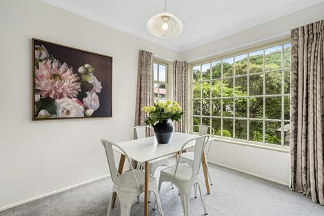 Photo of property in 330 Karori Road, Karori, Wellington, 6012