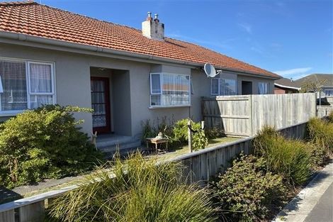 Photo of property in 1-2 Gibson Court, Roslyn, Palmerston North, 4414