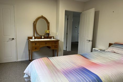 Photo of property in 21 Thornwood Place, Redwood, Christchurch, 8051