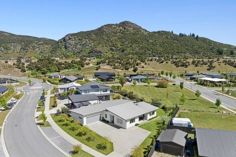 Photo of property in 62 Sherwin Avenue, Albert Town, Wanaka, 9305