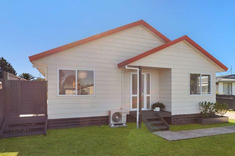 Photo of property in 4 Belray Place, Papamoa Beach, Papamoa, 3118