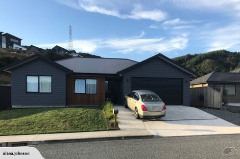 Photo of property in 111 Riverstone Drive, Riverstone Terraces, Upper Hutt, 5018