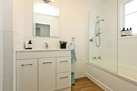 Photo of property in 33 Allen Berry Avenue, Pirimai, Napier, 4112