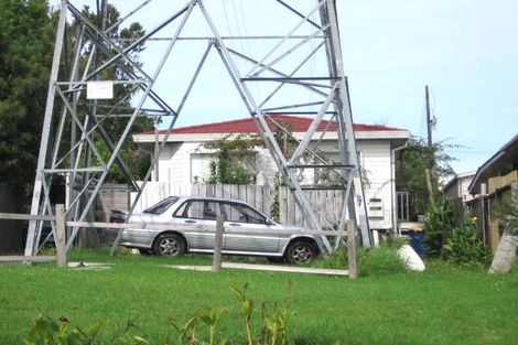 Photo of property in 1/13 Paton Avenue, Te Atatu South, Auckland, 0610