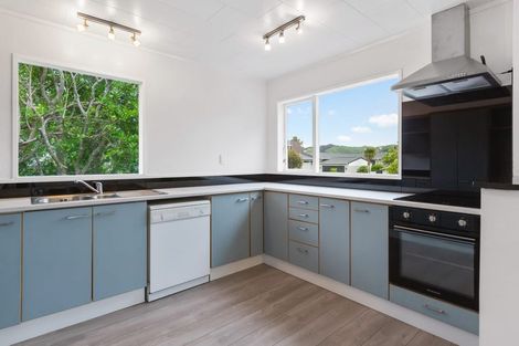 Photo of property in 39 Ayton Drive, Whitby, Porirua, 5024