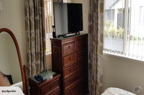 Photo of property in 3/262 Centreway Road, Orewa, 0931