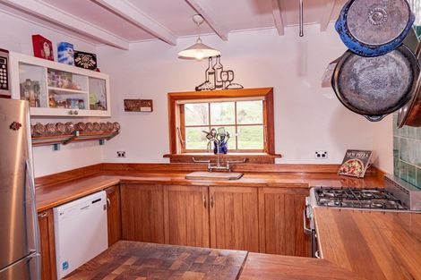 Photo of property in 387 Johns Way, Martinborough, Carterton, 5784