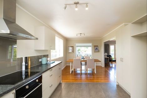 Photo of property in 11 Lipscombe Crescent, Havelock North, 4130