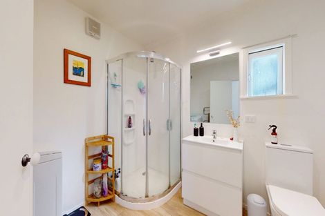 Photo of property in 43a Harbour View Road, Northland, Wellington, 6012