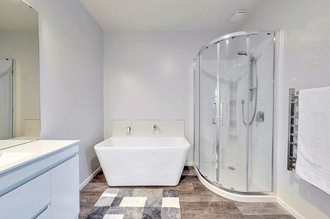 Photo of property in 19 Noumea Drive, Rangatira Park, Taupo, 3330