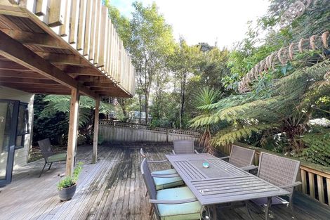 Photo of property in 10a Zion Road, Birkenhead, Auckland, 0626