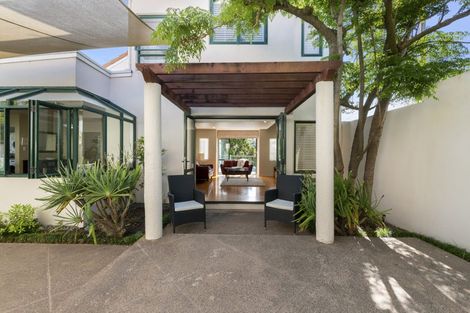 Photo of property in 1/111 Beach Road, Castor Bay, Auckland, 0620