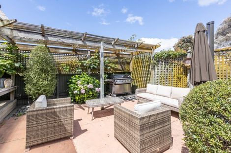 Photo of property in 142 Nelson Crescent, Napier South, Napier, 4110