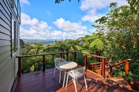 Photo of property in 21 Arahiwi Grove, Tirohanga, Lower Hutt, 5010