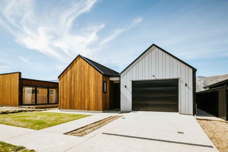 Photo of property in 3 Dunn Street, Lake Hawea, 9382