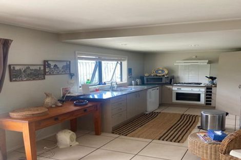 Photo of property in 1b Tudor Grove, Whitianga, 3510