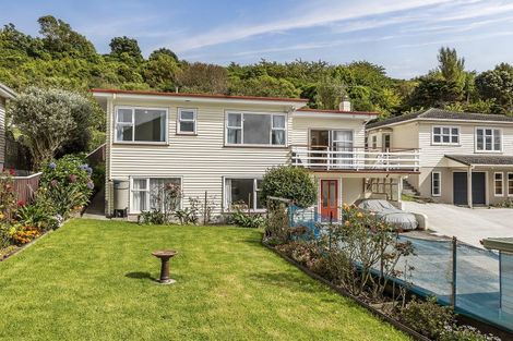 Photo of property in 353 Main Road, Tawa, Wellington, 5028