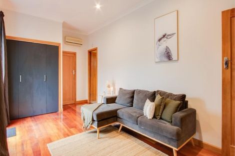 Photo of property in 215 Park Road North, Parkvale, Hastings, 4122